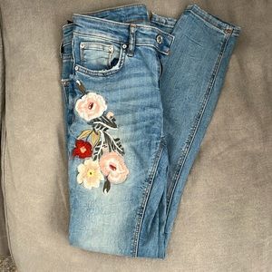 Zara Woman embroidered floral skinny jeans